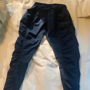 Prana Bindhu Pant xs